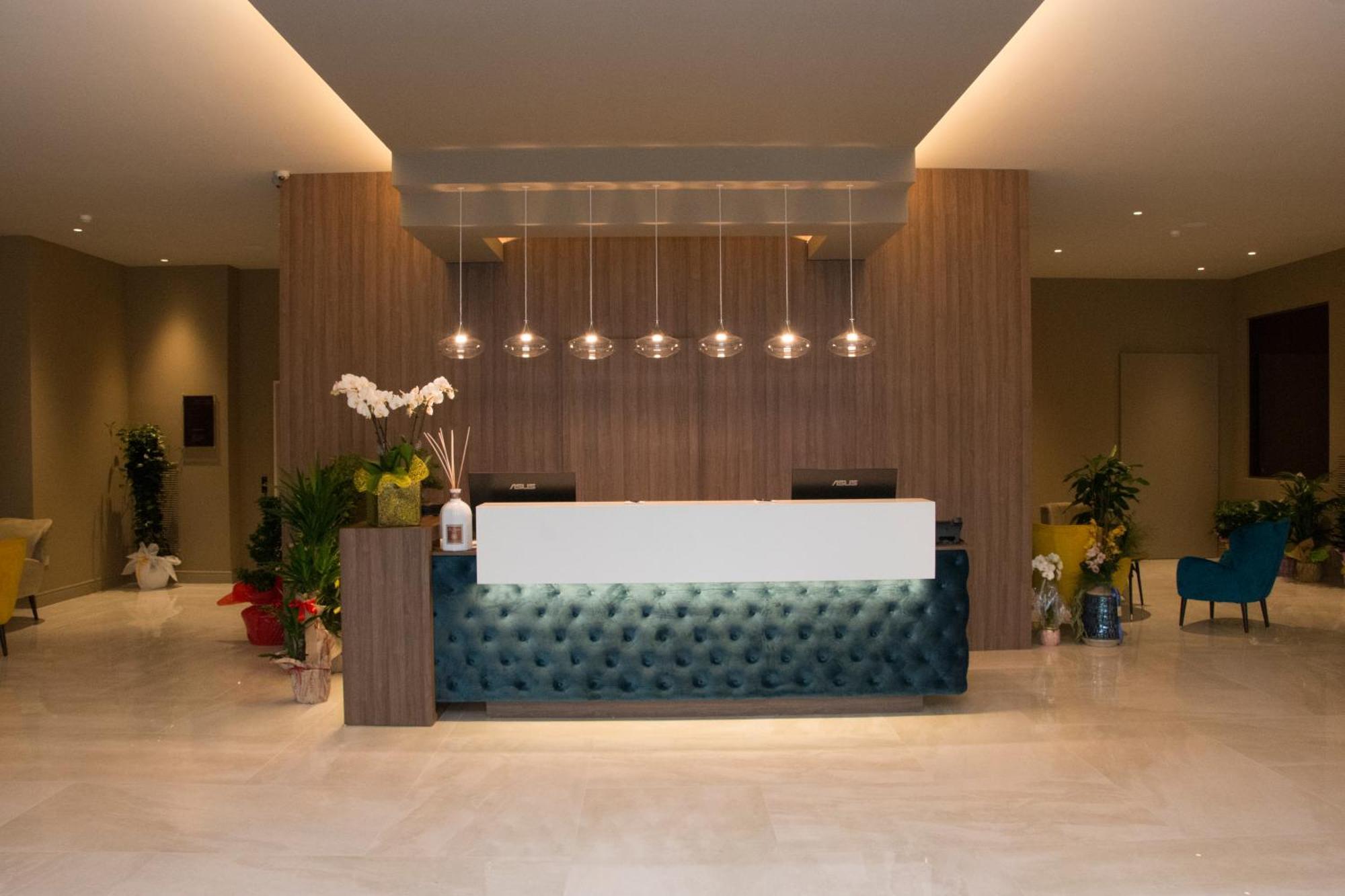 Hotel Commercio Battipaglia Esterno foto