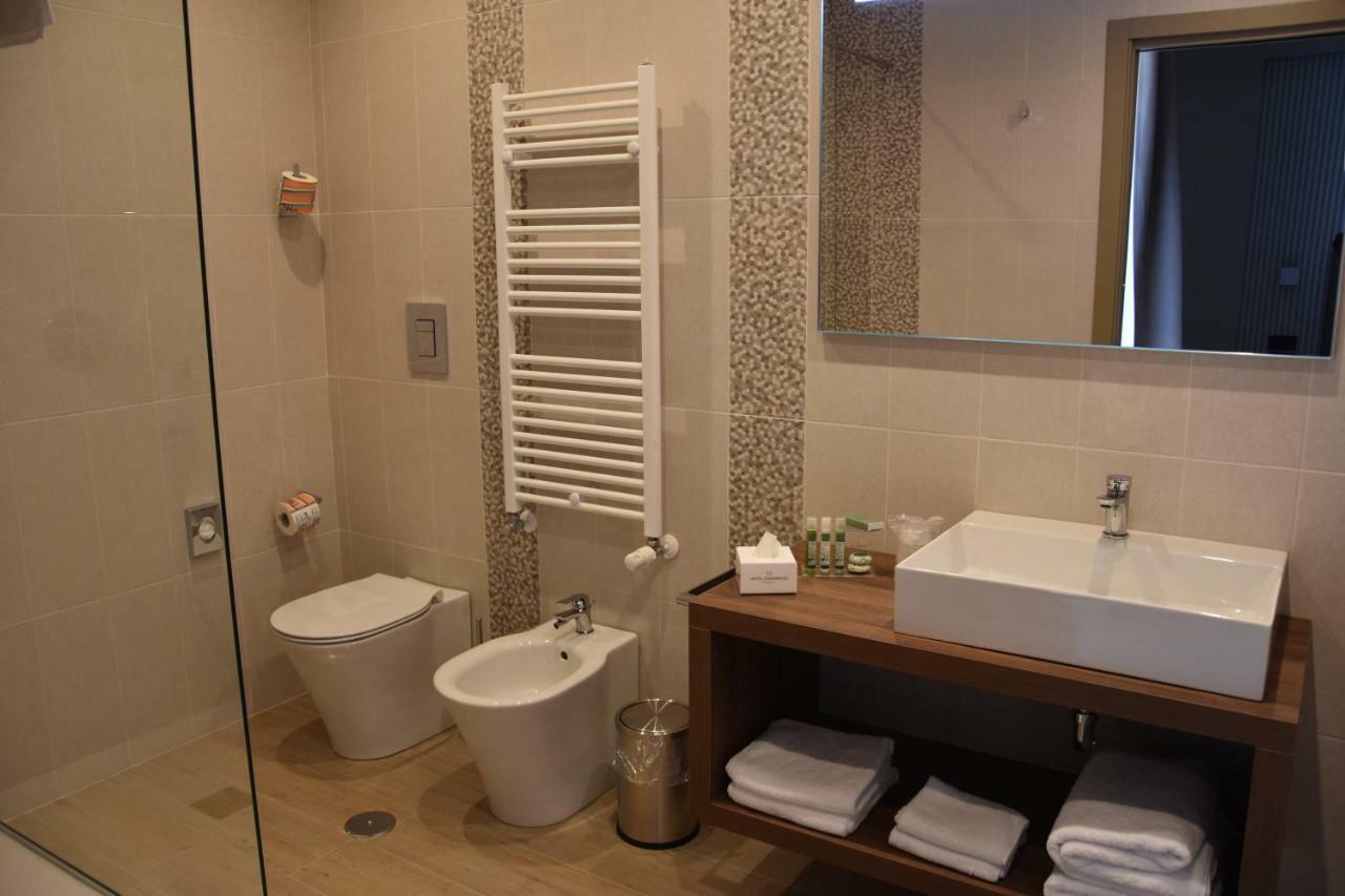 Hotel Commercio Battipaglia Esterno foto