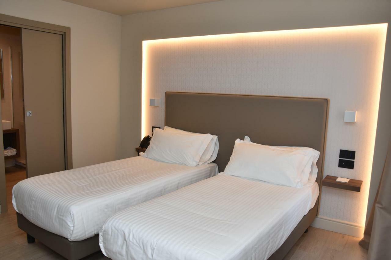 Hotel Commercio Battipaglia Esterno foto